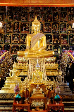 Altın Buda, Wat Phanan Choeng, Ayutthaya, UNESCO Dünya Mirasları Alanı, Tayland, Güneydoğu Asya - 21 Temmuz 2020