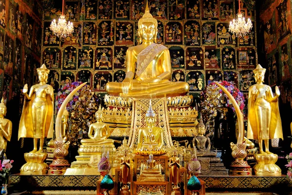 Arany Buddha Wat Phanan Choeng Ayutthaya Unesco Világörökség Része Thaiföld — Stock Fotó