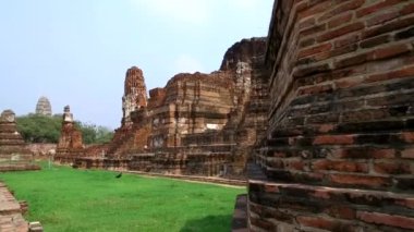 Eski Budist tapınağı Wat Mahathat, Sukhothai, UNESCO Dünya Mirası Alanı, Tayland, Asya - 21 Ocak 2020