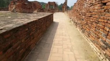 Eski Budist tapınağı Wat Mahathat, Sukhothai, UNESCO Dünya Mirası Alanı, Tayland, Asya - 21 Ocak 2020