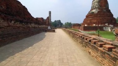 Eski Budist tapınağı Wat Mahathat, Sukhothai, UNESCO Dünya Mirası Alanı, Tayland, Asya - 21 Ocak 2020