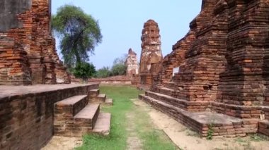 Eski Budist tapınağı Wat Mahathat, Sukhothai, UNESCO Dünya Mirası Alanı, Tayland, Asya - 21 Ocak 2020