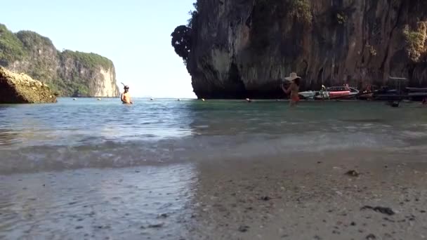 Wunderschöner Lagunenstrand Auf Koh Lao Lading Island Südlich Der Andamanen — Stockvideo