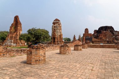 Eski Budist tapınağı Wat Mahathat, Sukhothai, UNESCO Dünya Mirası Alanı, Tayland, Asya - 21 Ocak 2020