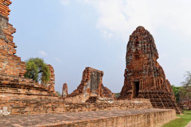 Eski Budist tapınağı Wat Mahathat, Sukhothai, UNESCO Dünya Mirası Alanı, Tayland, Asya - 21 Ocak 2020