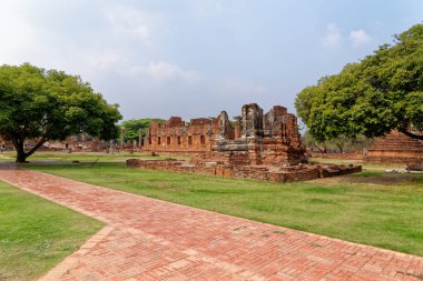 Eski Budist tapınağı Wat Mahathat, Sukhothai, UNESCO Dünya Mirası Alanı, Tayland, Asya - 21 Ocak 2020