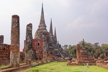 Eski Budist tapınağı Wat Mahathat, Sukhothai, UNESCO Dünya Mirası Alanı, Tayland, Asya - 21 Ocak 2020