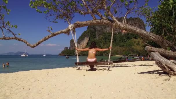 Koh Phak Bia Island Liten Som Ligger Bakom Hong Island — Stockvideo