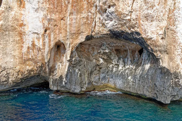 Cruising Blue Sea Rocky Coast Gulf Orosei East Coast Sardinia — Stock Photo, Image