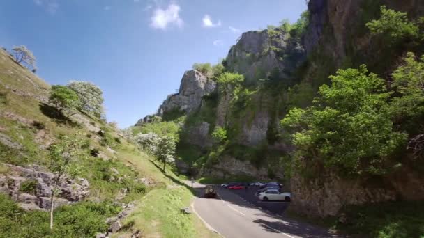 Blick Auf Die Cheddar Gorge Somerset England Eine Kalksteinschlucht Den — Stockvideo