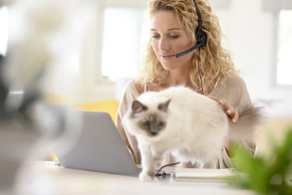 Woman working from home-office — Stock Photo, Image