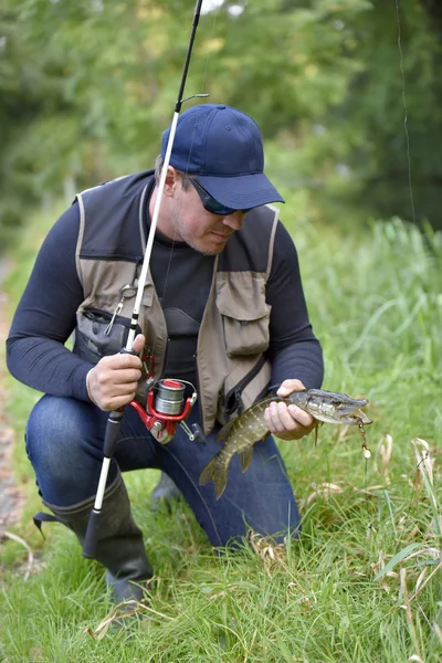 Ike capturado por el pescador — Foto de Stock