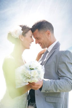  Gelin ve damat düğün gününde                     