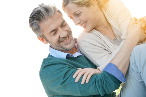 Pareja abrazándose —  Fotos de Stock