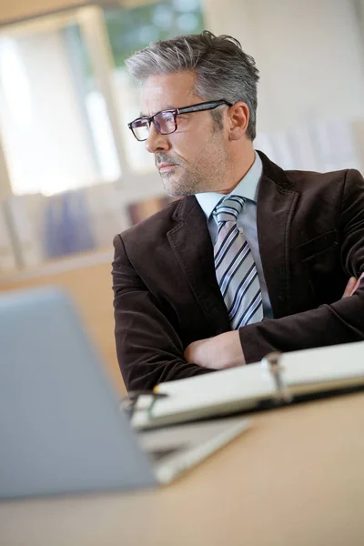 Werkzaam in kantoor advocaat — Stockfoto