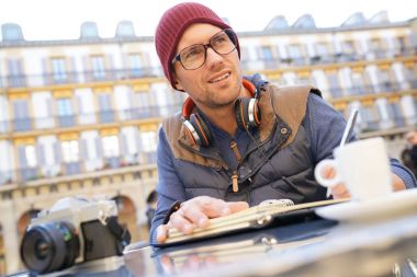 Foto muhabiri yazılı notlar