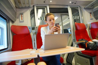 İşkadını tren çalışma