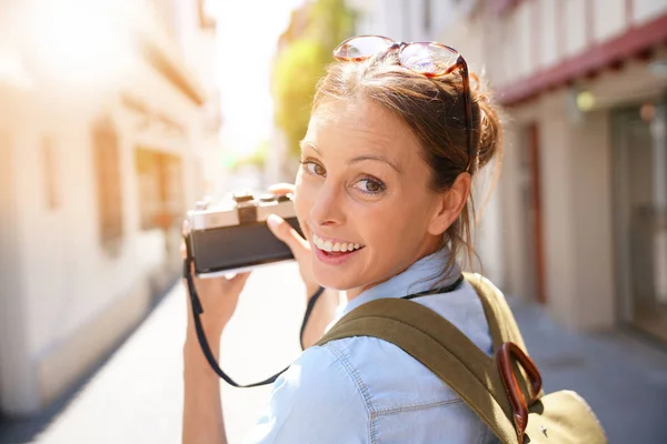 Retrato del turista tomando fotos — Foto de Stock