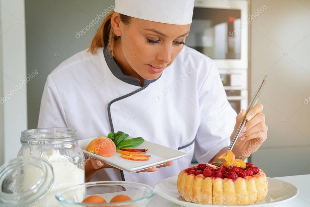 De Pastry Chef Menu : WP24 welcomes new pastry chef and new dessert