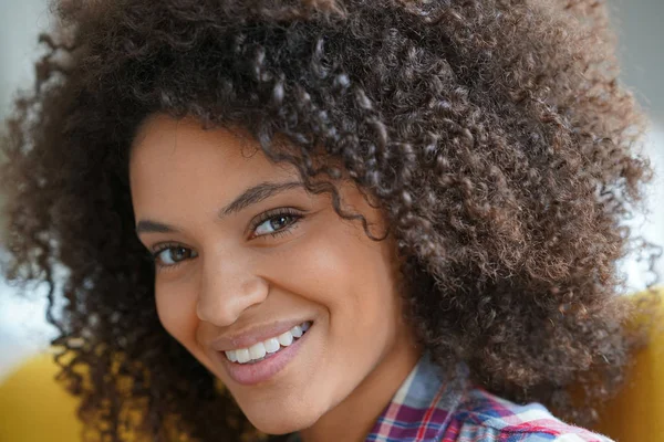 Attractive mixed-race woman — Stock Photo, Image