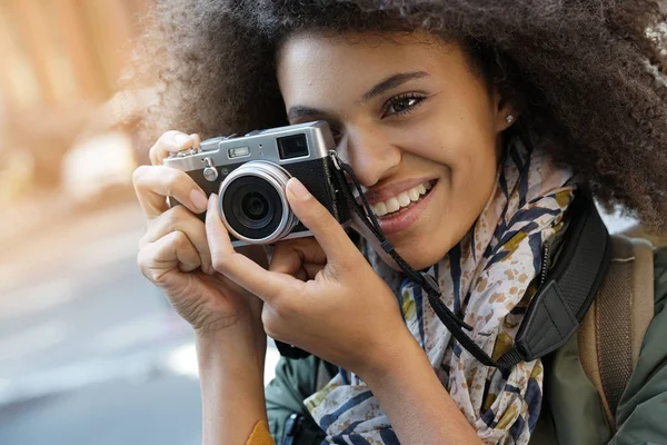 Meisje in New York City fotograferen — Stockfoto