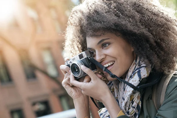 Mädchen in New York City beim Fotografieren — Stockfoto