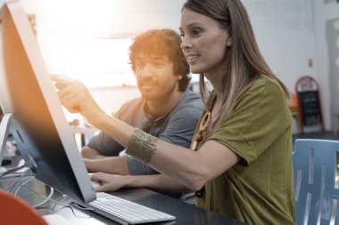 Ortak çalışanlar olarak office çalışma