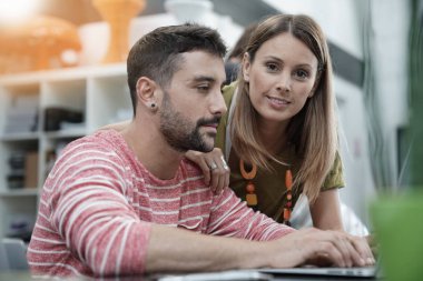 Başlangıç emekçilerin