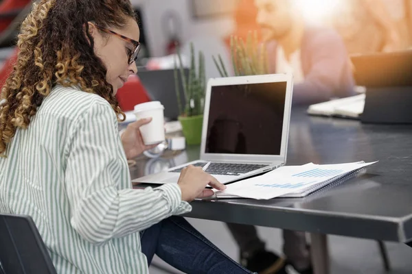 Genç başlangıç entrepreneu