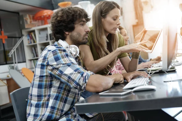 Co-workers in office working — Stock Photo, Image