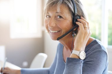 Üst düzey satış temsilcisi çalışma 