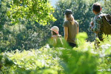 Aile başıboş bir günde