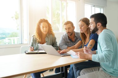 Başlangıç takım toplantısı 