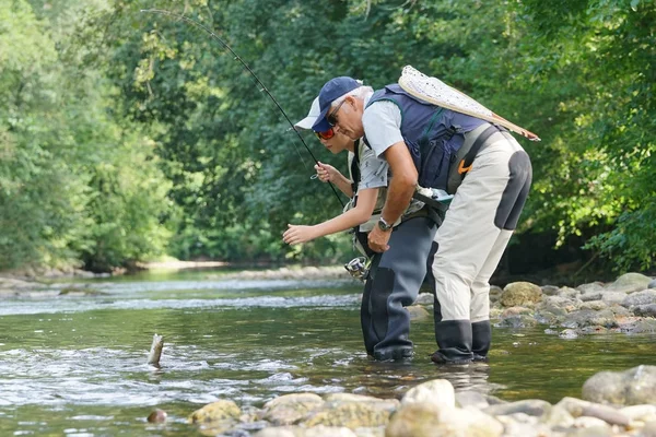 Baba ve oğul avlanma