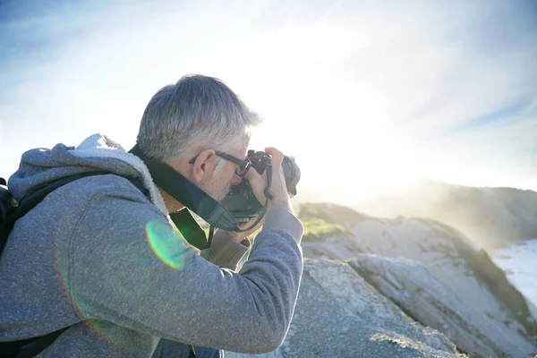 Photographe Prenant Des Photos Paysages Extérieurs — Photo