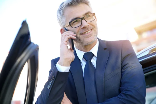 Businessman Talking Phone Standing Car — Stock Photo, Image