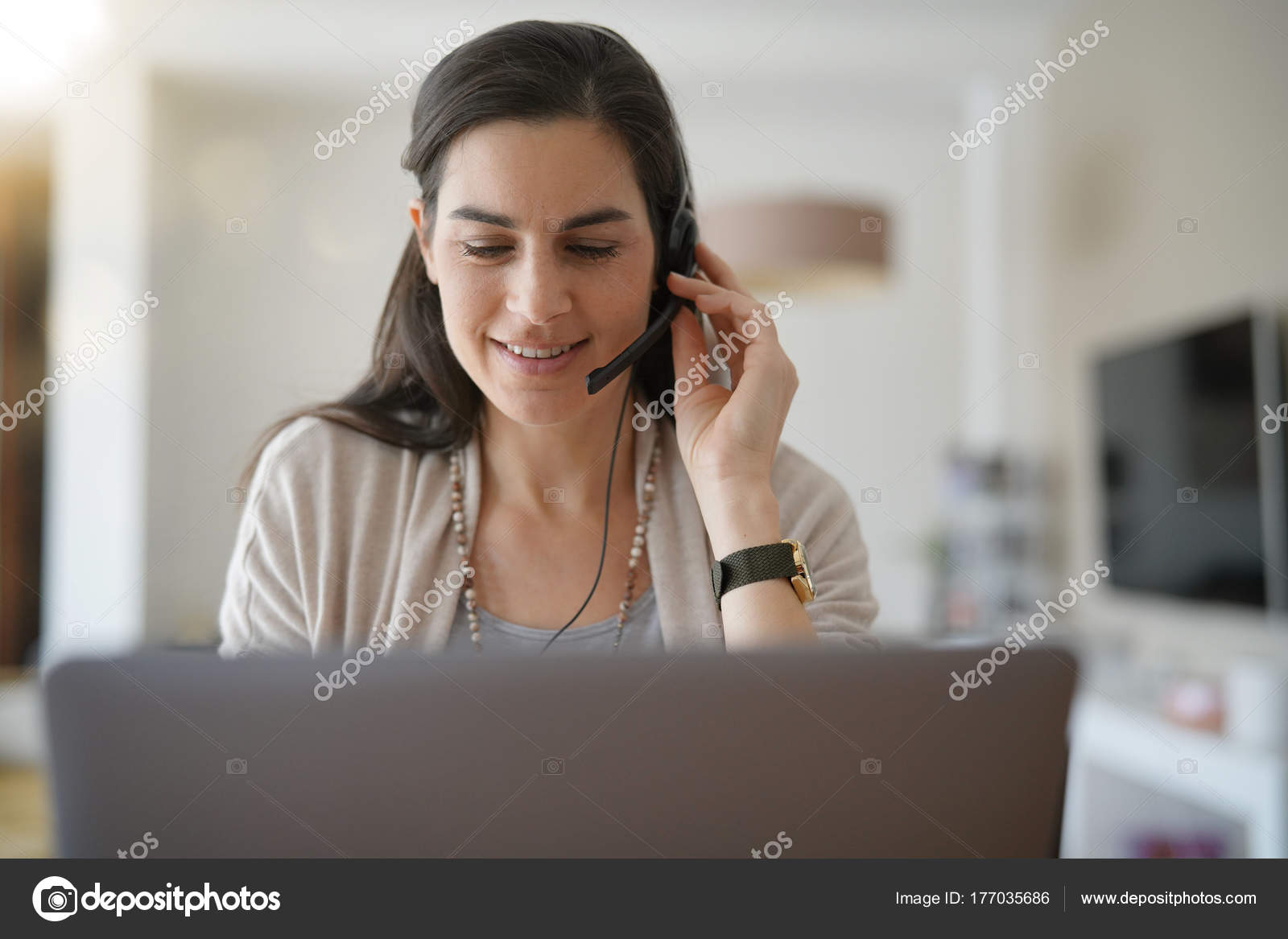 headset for talking on the phone