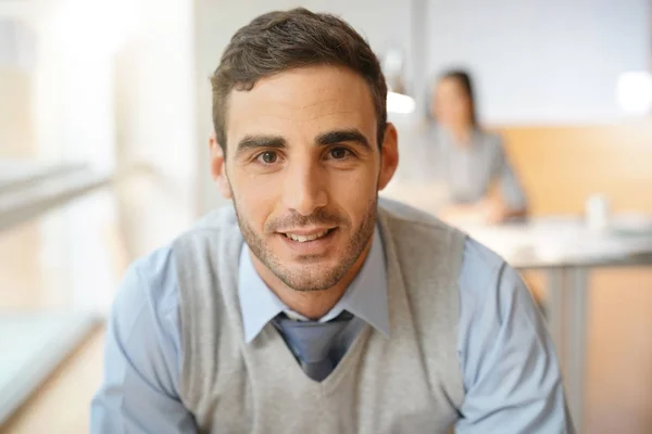 Portrait Young Businessman Looking Camera — Stock Photo, Image