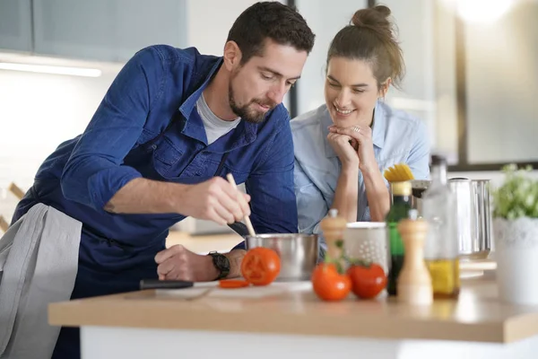 Couple Home Having Fun Cooking Together — Stock Photo, Image