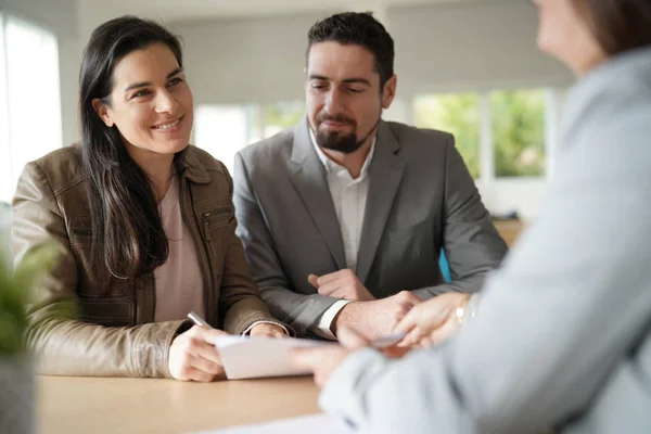 Couple Bank Office Signing Loan Agreement — Stock Photo, Image