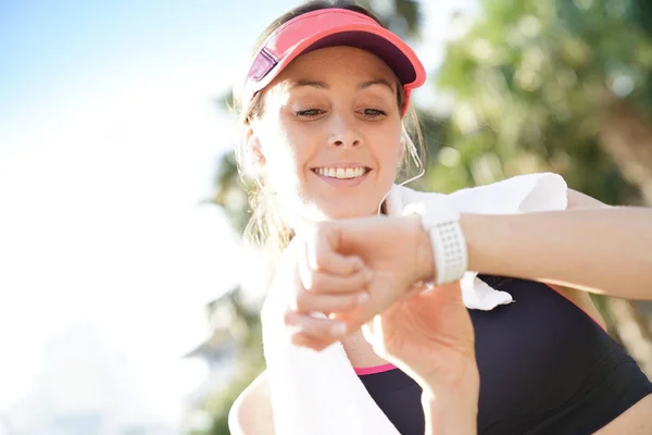 Portrait Jogger Woman Looking Smartwatch — Stock Photo, Image