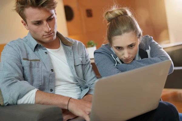 Studenten Die Werken Laptopcomputer — Stockfoto