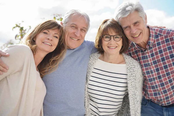 Porträtt Glada Senior Människor — Stockfoto