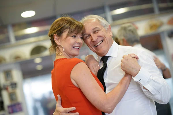 Pareja Mayor Asistiendo Clases Baile — Foto de Stock