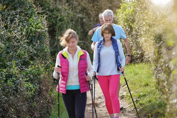 Videopůjčovna Nordic Walking Pobřeží Atlantiku — Stock fotografie