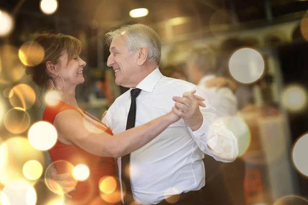 Romantische Senior Paar Samen Dansen Dance Hall — Stockfoto