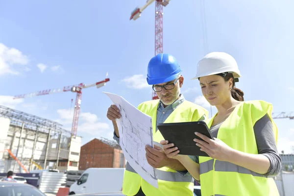 Gerente Construção Engenheiro Trabalhando Canteiro Obras — Fotografia de Stock