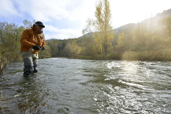 Pescador Mosca Río Otoño — Foto de Stock