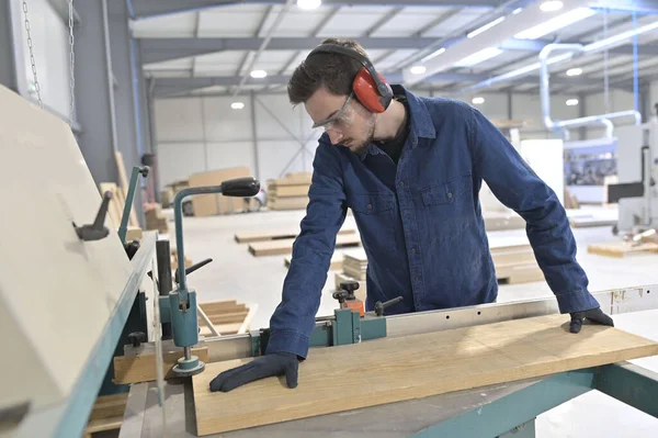 Apprentice Working Wood Carpentry Workshop — Stock Photo, Image