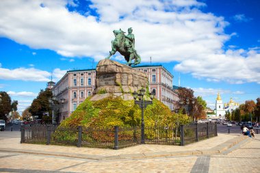 Bogdan Khmelnitsky Sofia kare üzerinde anıt. Kyiv, Ukrayna.